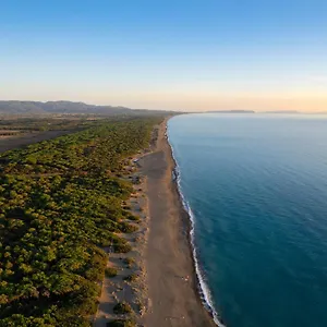 Kemp Il Capannino Glamping Village, Marina Di Bibbona